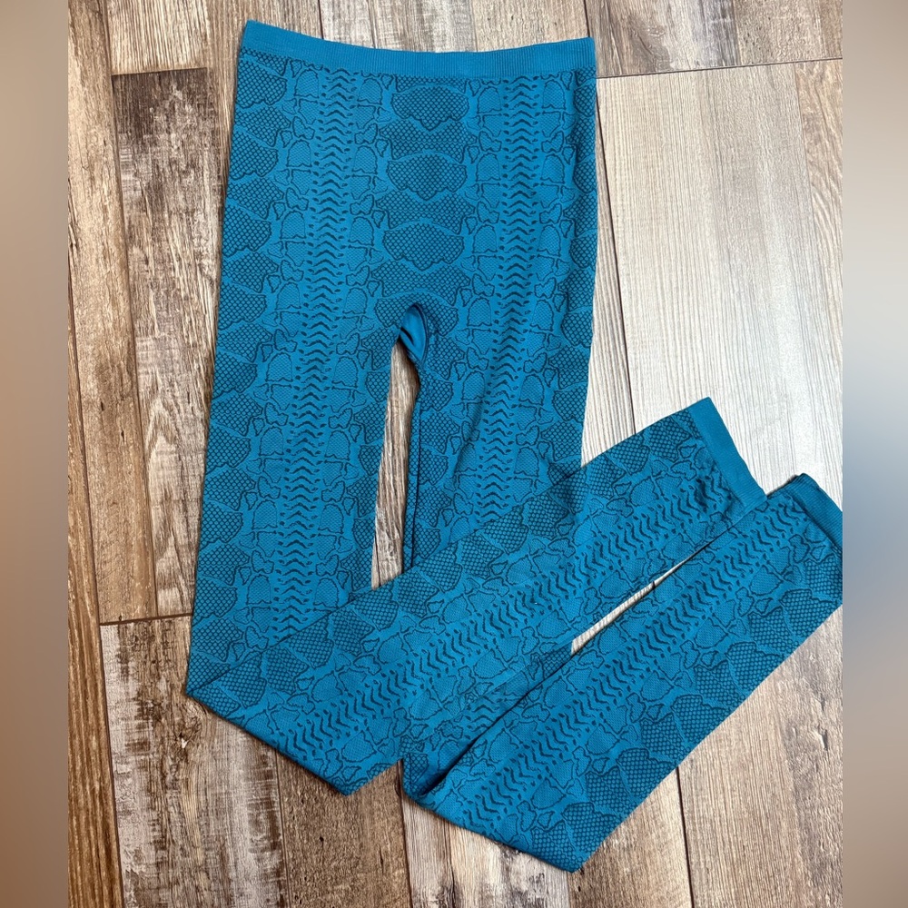 Free People Movement Leggings - Animal Print - NWOT - M/L